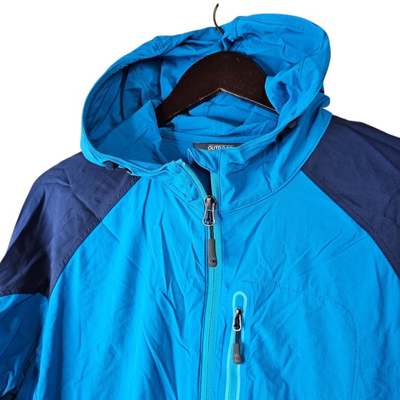 Outdoor Research L Blue/Navy Technical Lightweight Shell Jacket - Picture 3 of 6